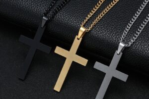 Edelstahl Kette mit Kruzifix Symbol in 3 Farben