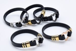 Armbänder