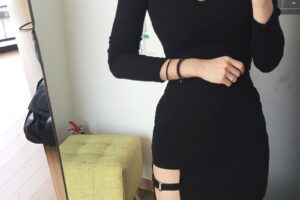 Asymmetrisches Cyberpunk Kleid